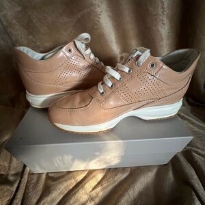 HOGAN interactive sneakers in neutral tan color leather
